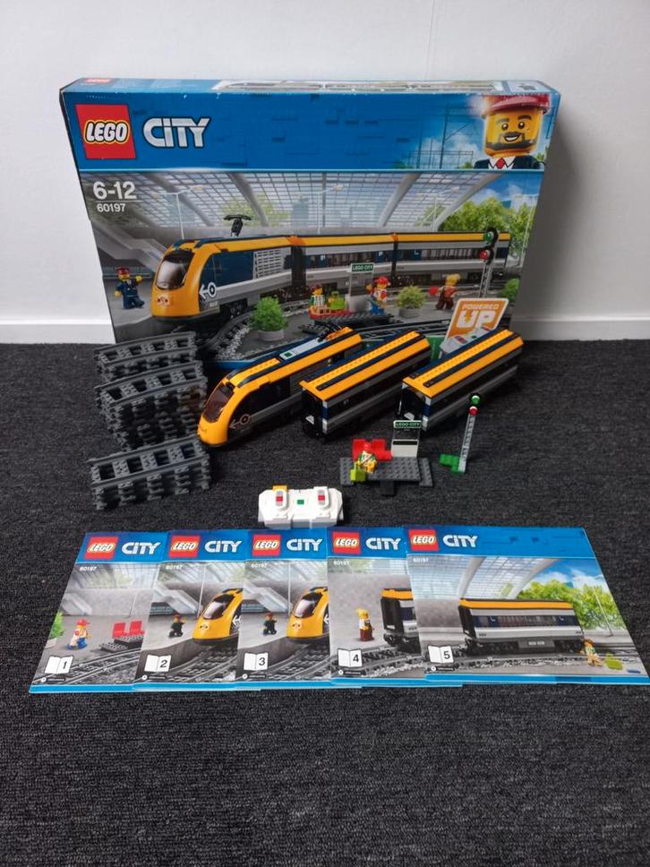 Lego City Hogesnelheidstrein 60197 - Complete Set, Kinderen en Baby's, Speelgoed | Duplo en Lego, Zo goed als nieuw, Lego, Complete set