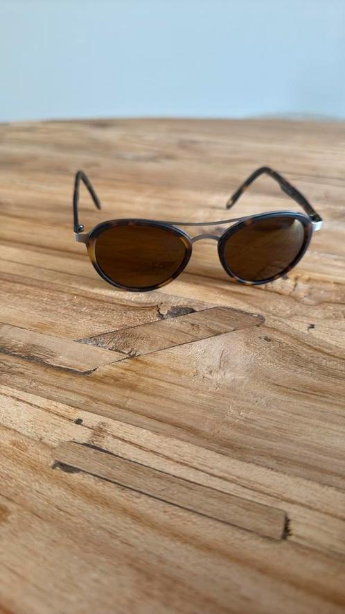 Zonnebril, lichtgewicht bril bruin met zwart, Sieraden, Tassen en Uiterlijk, Zonnebrillen en Brillen | Dames, Zo goed als nieuw