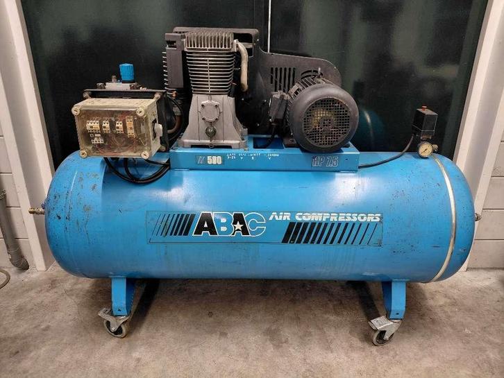 ABAC compressor 500 ltr let op motor is defect 7,5pk (5,5kW), Doe-het-zelf en Verbouw, Compressors, Gebruikt, 6 tot 10 bar, 100 liter of meer