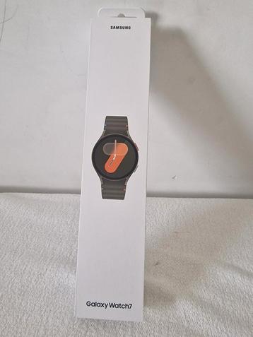 Gesealed galaxy watch 7 40mm LTE  + 2 jaar garantie met bon beschikbaar voor biedingen