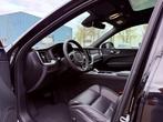 Volvo XC60 2.0 T8 Plug-in hybrid AWD Plus Black Edition Pano, Automaat, Stof, Gebruikt, Euro 6