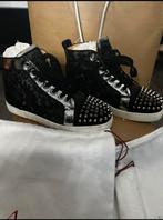Christian Louboutin, Ophalen of Verzenden, Zo goed als nieuw, Zwart, Sneakers of Gympen