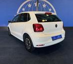 Volkswagen Polo 1.0 75-PK BLUEMOTION-EDITION / HIGHLINE, Auto's, Stof, Gebruikt, Zwart, Wit