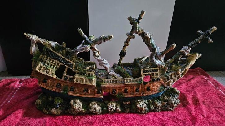 Groot Scheepwrak
+/-80 cm Ebi Galleon XXXL, Dieren en Toebehoren, Vissen | Aquaria en Toebehoren, Zo goed als nieuw, Plant(en), Steen of Hout