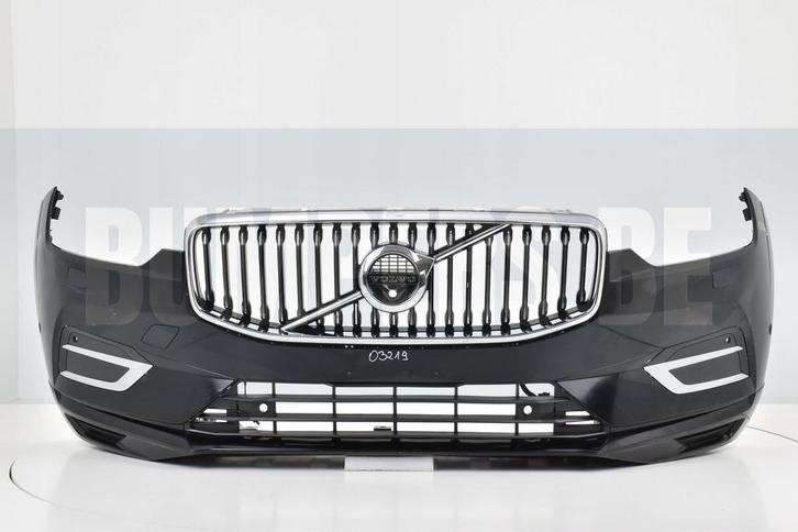 Bumper VOLVO XC60 XC 60 II BEFORE FACELIFT 2018- Voorbumper, Auto-onderdelen, Carrosserie en Plaatwerk, Bumper, Voor, Gebruikt