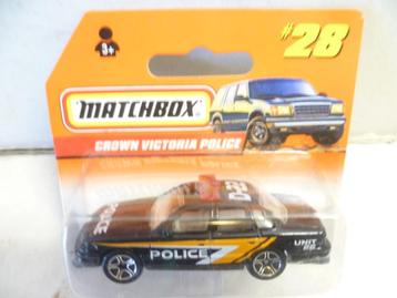 Matchbox nr 28 1997 Crown Victoria Police in blister modelau beschikbaar voor biedingen