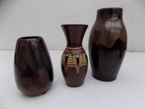 Vaas bruinkleurig met mooi decor aardewerk vintage retro, Huis en Inrichting, Woonaccessoires | Vazen, Gebruikt, Overige kleuren