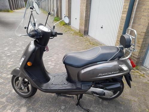 sym fiddle met blauw kenteken, Fietsen en Brommers, Scooters | SYM, Gebruikt, Fiddle, Ophalen