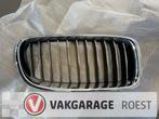 Grille BMW 3-serie (BMW nier chroom) F30 / F80 rechts, Gebruikt, -, -, Ophalen of Verzenden