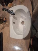 Nieuw fonteintje met nieuwe kraan, Huis en Inrichting, Badkamer | Badkamermeubels, Nieuw, Ophalen of Verzenden, Minder dan 100 cm