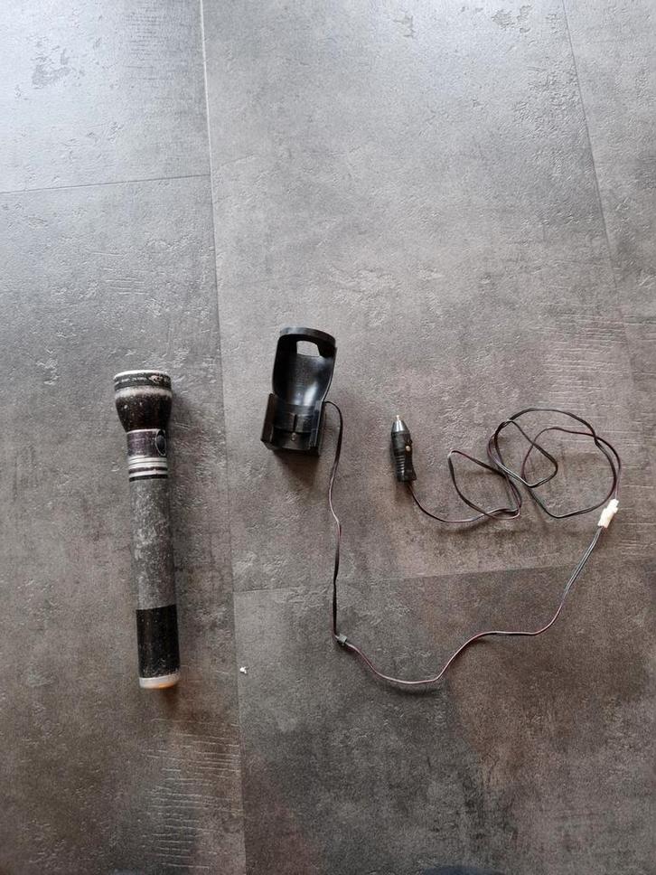 Maglite Zaklamp met Oplader., Caravans en Kamperen, Zaklampen, Gebruikt, Accu, Ophalen of Verzenden