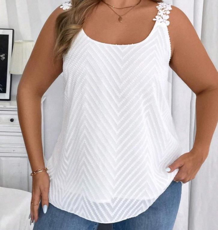 NIEUW! Shein Plus; Mooie tank-top met kant; maat 52 (4XL), Kleding | Dames, Tops, Nieuw, Maat 46/48 (XL) of groter, Wit, Zonder mouw