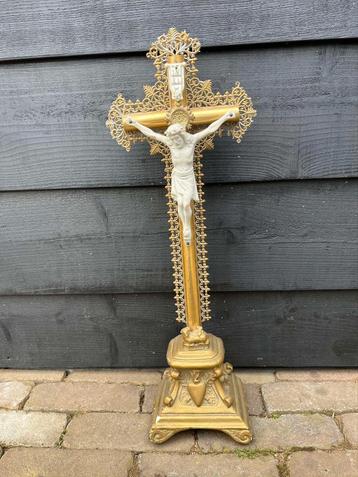 Antieke Crucifix op Standaard - 54cm beschikbaar voor biedingen