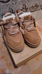 cognac ugg hoge sneakers w lowmel maat 39, Kleding | Dames, Schoenen, UGG, Bruin, Nieuw, Ophalen of Verzenden