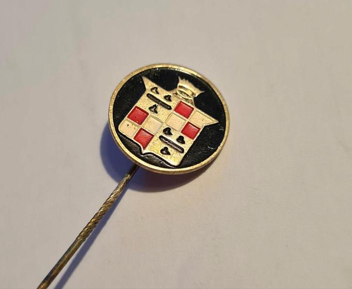 Oude speld CADILLAC, Verzamelen, Speldjes, Pins en Buttons, Gebruikt, Speldje of Pin, Transport, Ophalen of Verzenden
