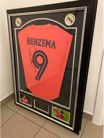 Gesigneerde Voetbalshirt Benzema Real Madrid Certificaat beschikbaar voor biedingen