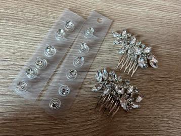 Haaraccessoires beschikbaar voor biedingen