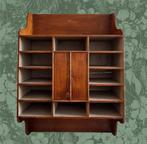 Vintage Frans kruideniers hangkastje, schappen / vakken kast, Huis en Inrichting, Kasten | Wandmeubels, Ophalen of Verzenden, Minder dan 150 cm