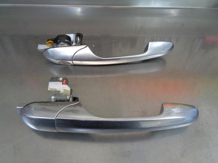 Handgreep Alfa Romeo 147 nieuwe type links of rechts, Auto-onderdelen, Overige Auto-onderdelen, Alfa Romeo, Nieuw, Ophalen