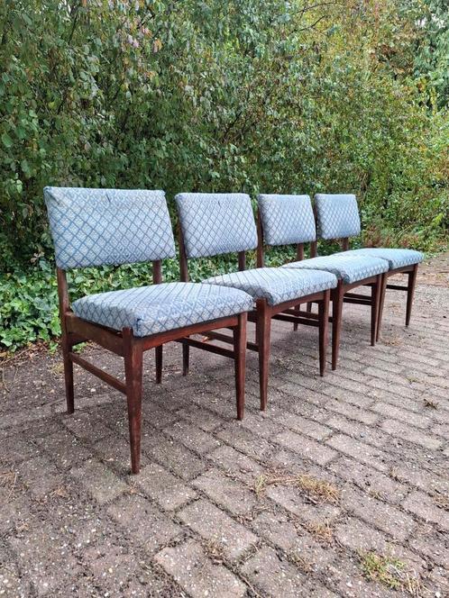 Vintage design teak stoelen Uppsala Louis van Teeffelen Webe, Huis en Inrichting, Stoelen, Gebruikt, Vier, Hout, Stof, Blauw, Ophalen of Verzenden