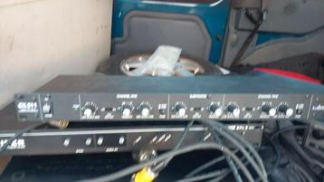 Audio crossover GX-211 beschikbaar voor biedingen