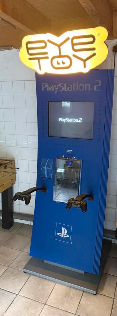 Playstation PS2 Demo Kiosk met EYE TOY, Spelcomputers en Games, Spelcomputers | Sony PlayStation 2, Zo goed als nieuw, Ophalen of Verzenden