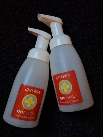 2 lege doterra onguard handzeep pompjes beschikbaar voor biedingen