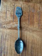 Souvenirlepel Dinant België, Ophalen