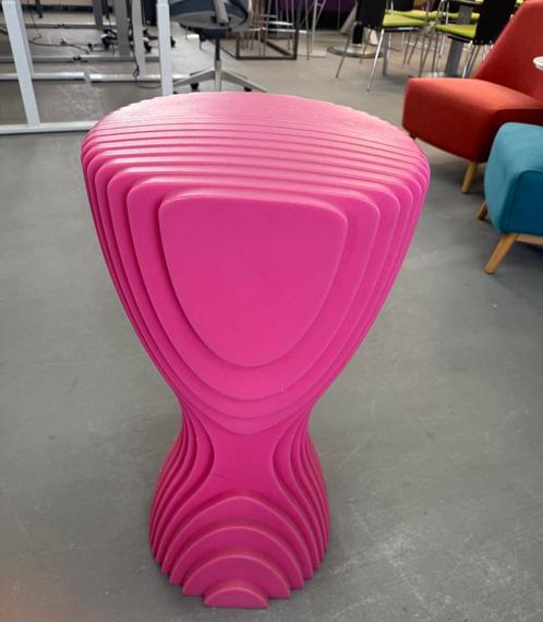Sliced Barstool by Feek, Huis en Inrichting, Barkrukken, Zo goed als nieuw, 60 tot 90 cm, Kunststof, 1 kruk, Ophalen