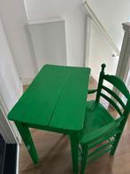 Leuk kinderbureautje met stoel, Ophalen, Gebruikt