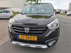 Dacia Lodgy 1.2 TCe Stepway 5p. AIRCO/CRUISE/NAVI/PDC!, Voorwielaandrijving, Stof, Gebruikt, 635 kg