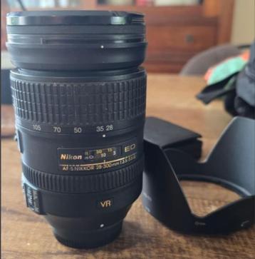 Nikon AF-S 28-300mm F/3.5-5.6G ED VR beschikbaar voor biedingen