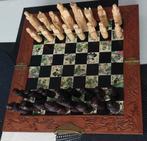 Mooi Houten schaakspel, schaakbord, met opbergvakken, Hobby en Vrije tijd, Gezelschapsspellen | Bordspellen, Een of twee spelers