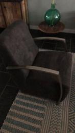 Nette fauteuil , donker bruine kleur met rvs leuning ., Huis en Inrichting, Fauteuils, Industrieel, Minder dan 75 cm, Zo goed als nieuw