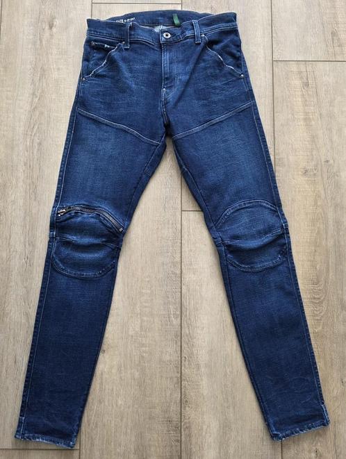 G-Star 5620 Elwood 3D Zip Knee donkerblauw 31-32, Kleding | Heren, Spijkerbroeken en Jeans, Nieuw, Overige jeansmaten, Blauw, Ophalen of Verzenden