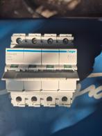 Hager SBN463 63A 400V Aardlekautomaat, Doe-het-zelf en Verbouw, Elektra en Kabels, Ophalen, Gebruikt, Schakelaar