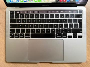 MacBookPro 13 inch - 2TB - M1 - 16GB beschikbaar voor biedingen