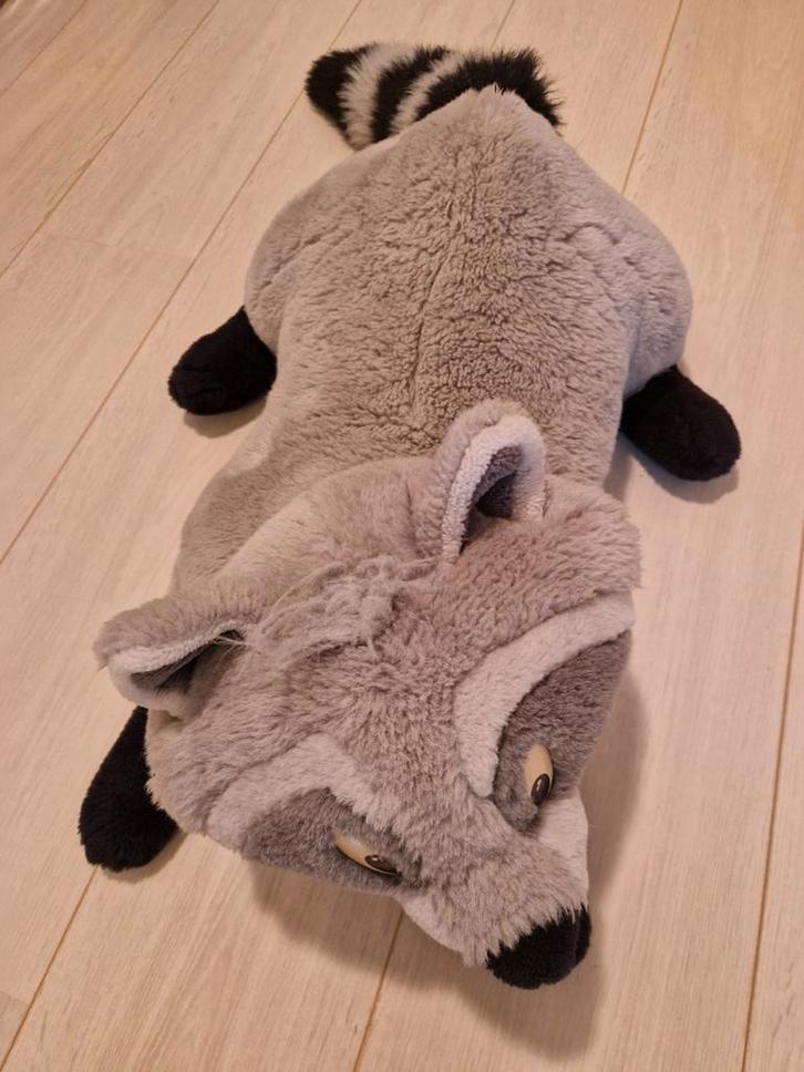 1995 meeko pocahontas wasbeer mattel grote knuffel pluche, Verzamelen, Disney, Zo goed als nieuw, Knuffel, Overige figuren, Ophalen of Verzenden