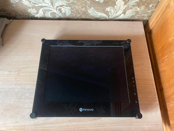 Neovo monitor X-15AV voor beveiliging als nieuw., Computers en Software, Monitoren, Zo goed als nieuw, 61 t/m 100 Hz, DVI, VGA