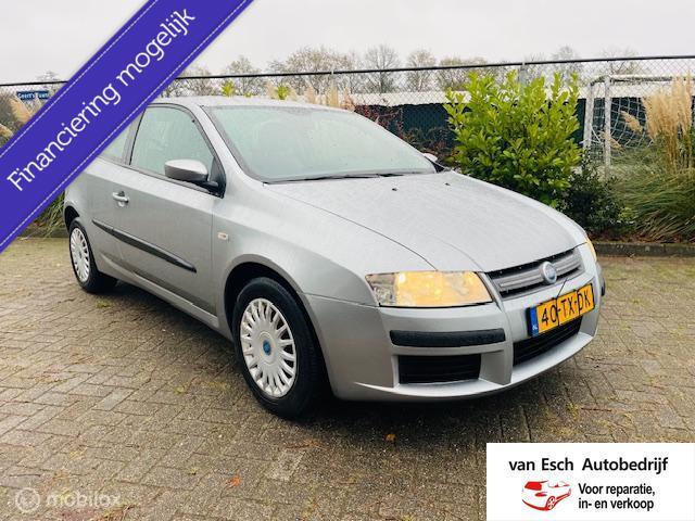 Fiat Stilo 1.4-16V Racing I NIEUWE APK I 6 BAK I AIRCO I NET, Auto's, Fiat, Gebruikt, Zwart, Origineel Nederlands, Handgeschakeld