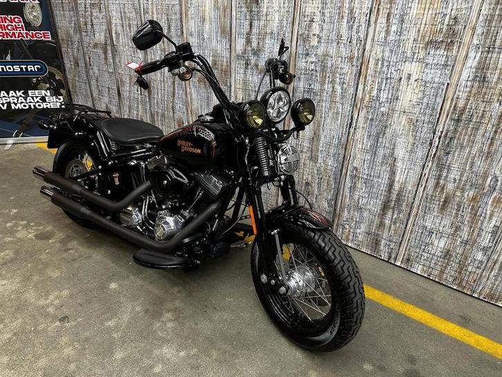 HARLEY-DAVIDSON CROSS BONES FLSTSB (bj 2008) 66,684 km, Motoren, Motoren | Harley-Davidson, Bedrijf, Chopper, 2 cilinders