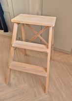 Ikea Bekväm trapje - inklapbaar, ruimtebesparend, Ophalen, Zo goed als nieuw, Hout