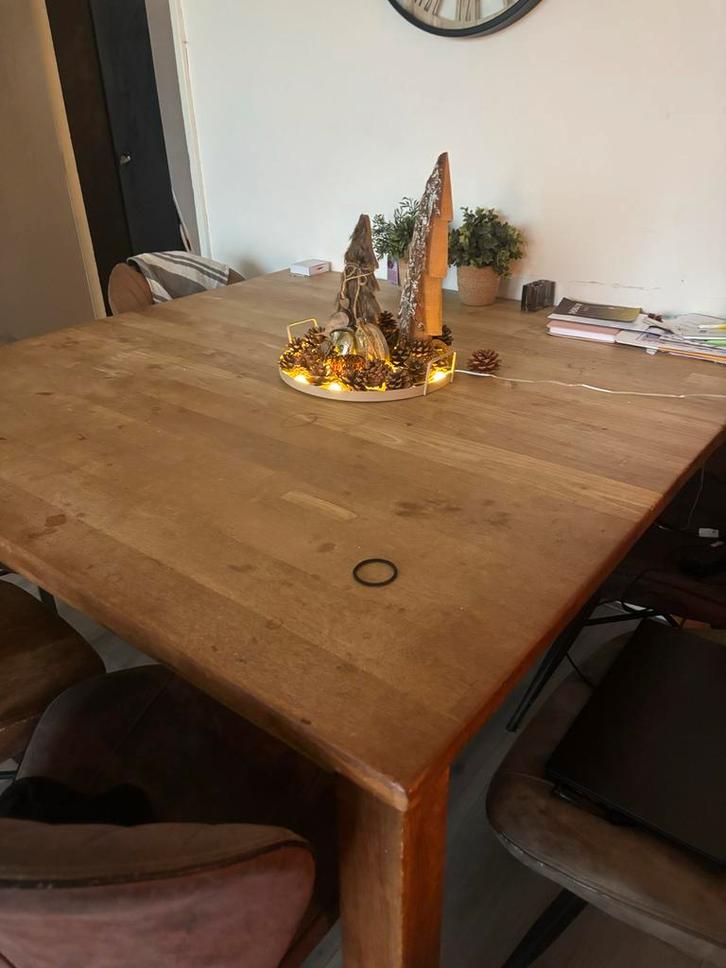 Vierkante eettafel 140x140 - Stevig, Huis en Inrichting, Tafels | Eettafels, Gebruikt, 100 tot 150 cm, Vierkant, Overige houtsoorten