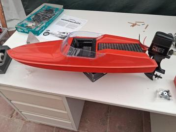Robbe Prinzess met Roqua buitenboordmotor beschikbaar voor biedingen