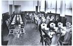 958320	Dordrecht	1964 Ziekenhuis	Diaconessenhuis	Eetkamer	Ge, Verzamelen, Ansichtkaarten | Nederland, Ophalen of Verzenden, 1960 tot 1980