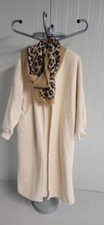 Mooi warm wit vest, Ophalen of Verzenden, Zo goed als nieuw, Maat 42/44 (L)