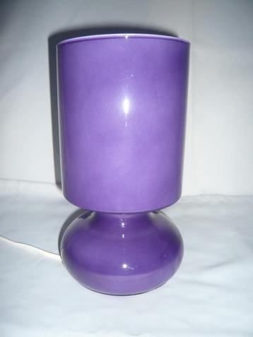 Retro tafellamp opaline glas beschikbaar voor biedingen