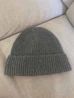 H&M Grijze Gebreide Muts One Size, Ophalen of Verzenden, Zo goed als nieuw, One size fits all, Pet
