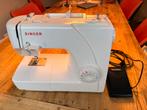 Singer naaimachine, Hobby en Vrije tijd, Naaimachines en Toebehoren, Ophalen, Zo goed als nieuw, Naaimachine, Singer