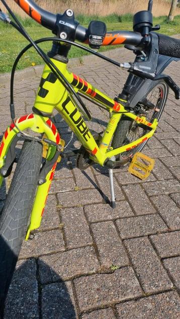 Mooie cube 20inch kinderfiets in goede staat beschikbaar voor biedingen